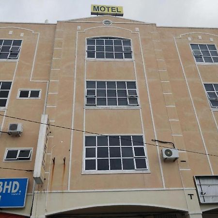 Spot On 89907 Motel Impian Сері-Манджунґ Екстер'єр фото